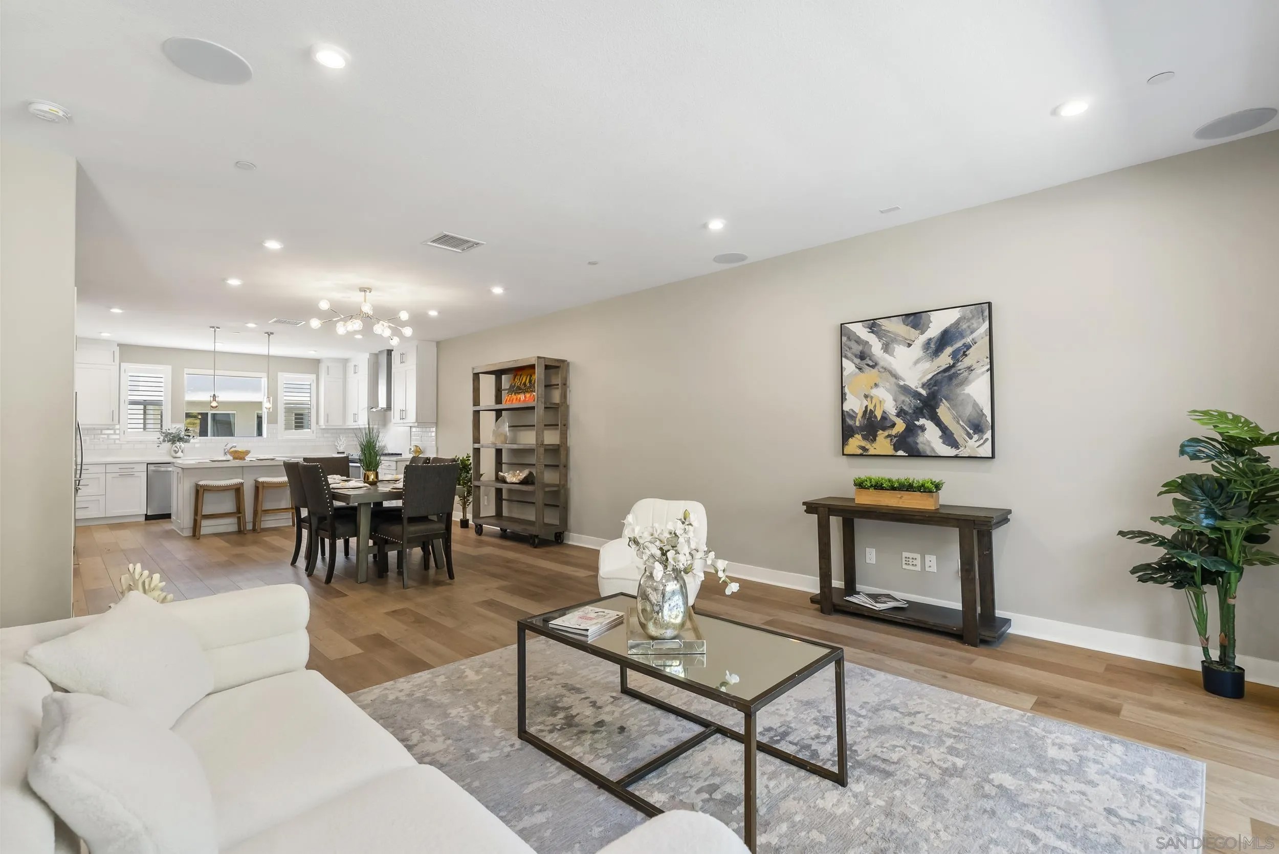 2820 Avella Circle