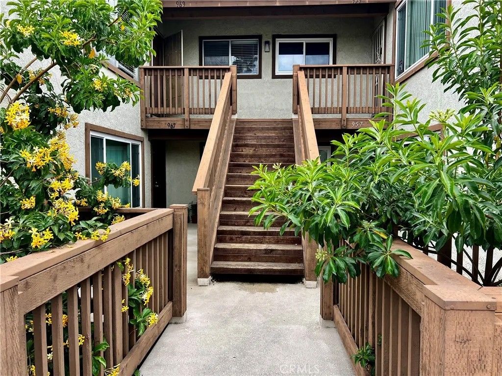 Photo of 967 S Citron St, Anaheim, CA 92805 (MLS # PW26035132)