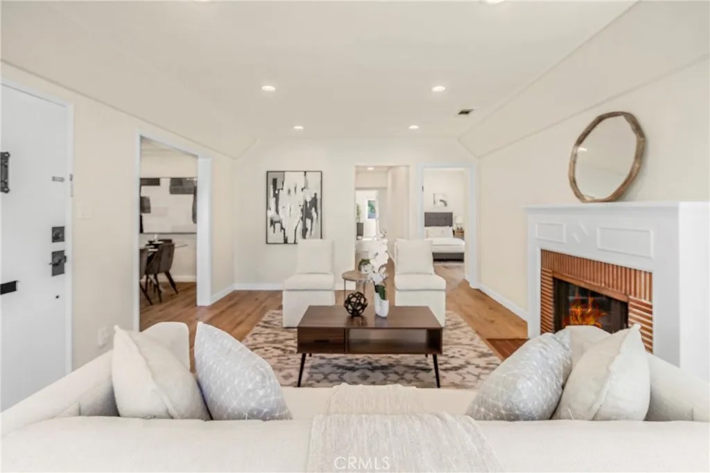 1123 Florence