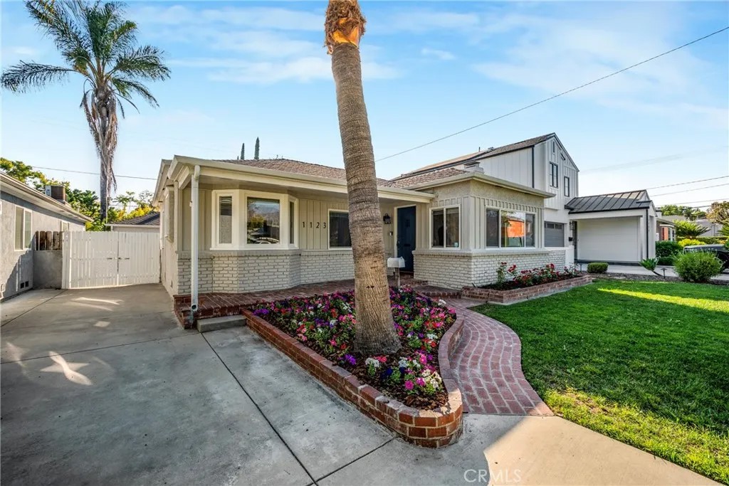 1123 Florence