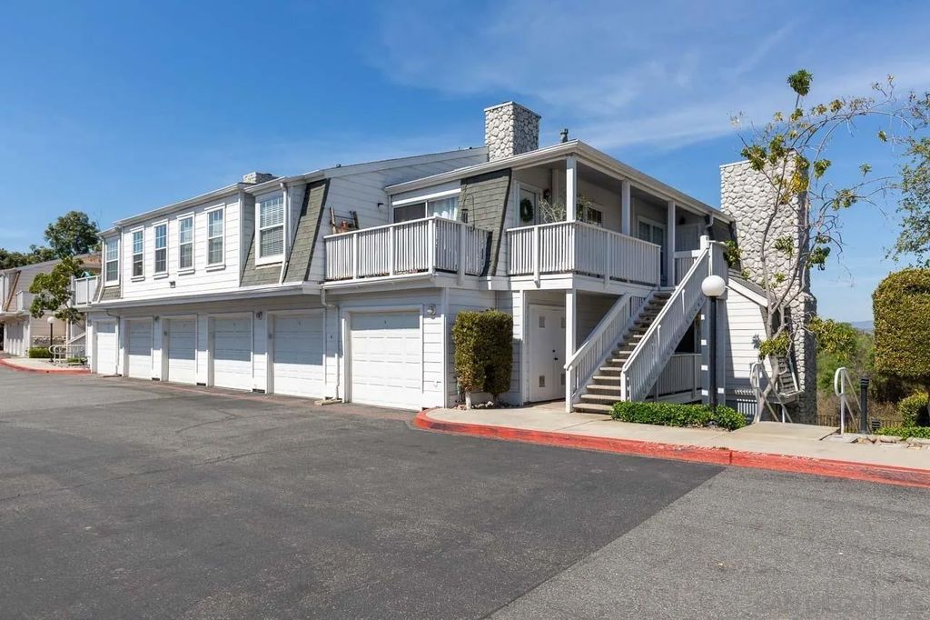 Photo of 5064 Via Manos #B, Oceanside, CA 92057 (MLS # 260009972)