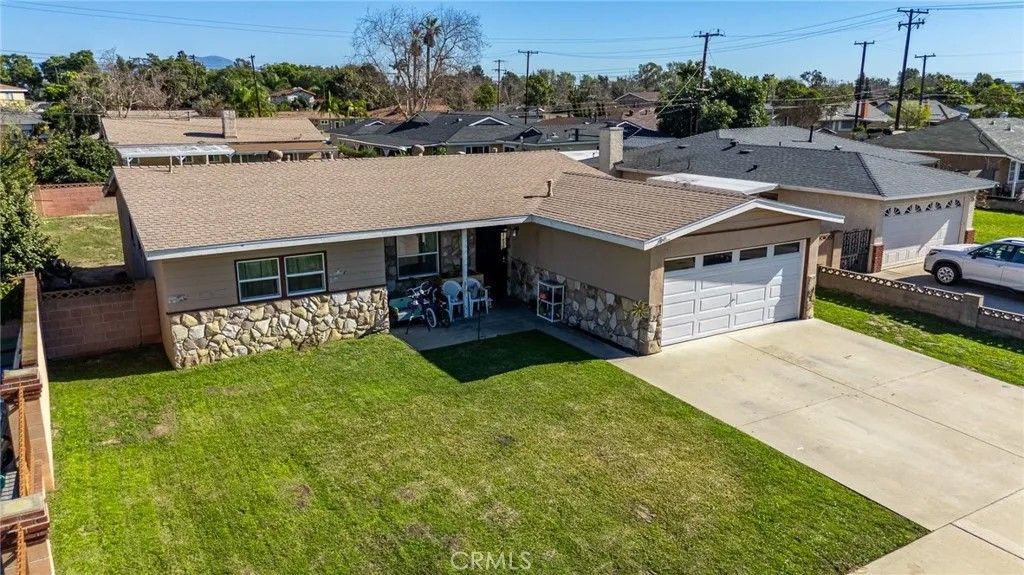 Photo of 2309 Spinnaker, Santa Ana, CA 92706 (MLS # PW26011513)