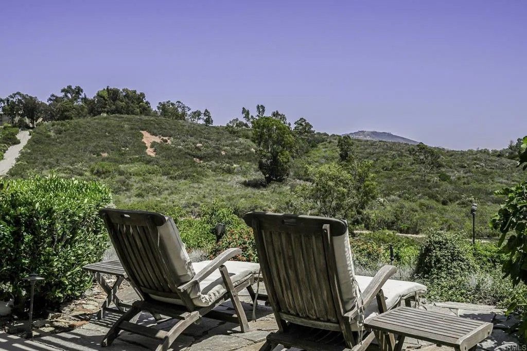 Photo of 405 Bridoon Ter, Encinitas, CA 92024 (MLS # NDP2602406)