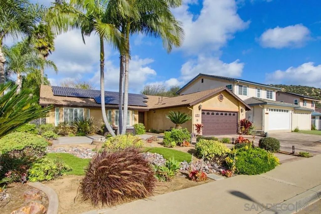 Photo of 14610 Fairburn St, Poway, CA 92064 (MLS # 2600854)