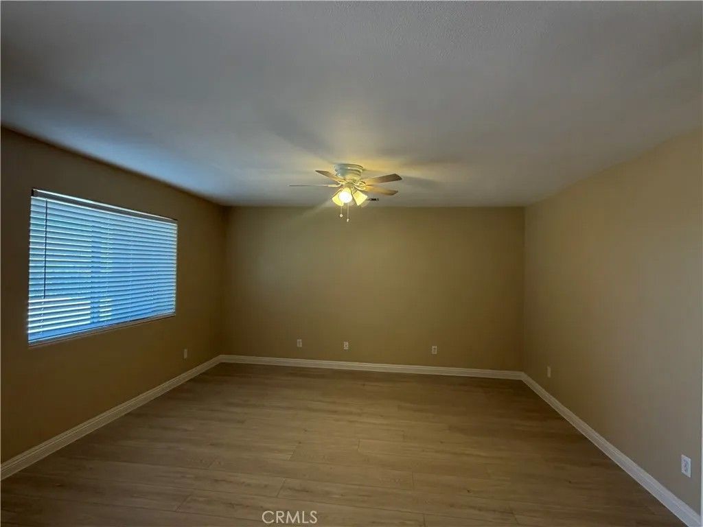 Photo of 22265 Thunderbird Rd, Apple Valley, CA 92307 (MLS # HD26054079)