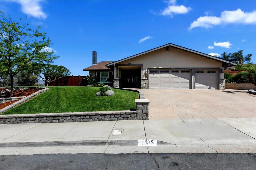 Photo of 2185 Estela Dr, El Cajon, CA 92020 (MLS # 260008099)