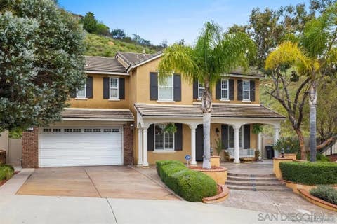 Photo of 3805 Sacramento Dr, La Mesa, CA 91941 (MLS # 260015104)