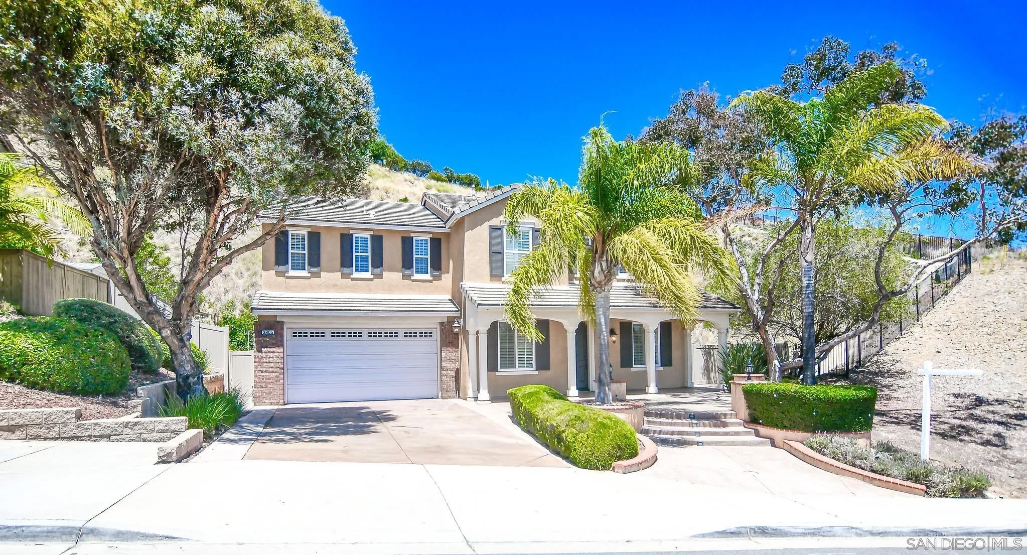 3805 Sacramento Dr