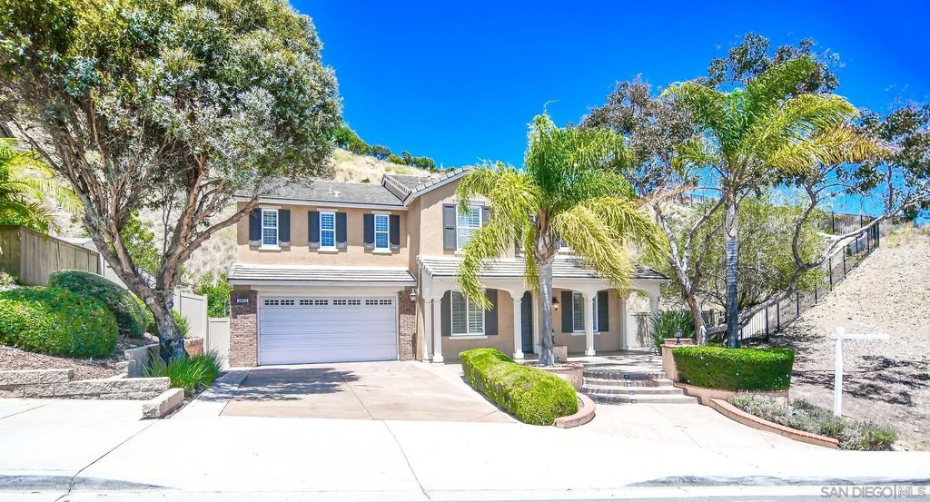 Photo of 3805 Sacramento Dr, La Mesa, CA 91941 (MLS # 260015104)
