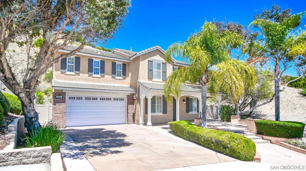 Photo of 3805 Sacramento Dr, La Mesa, CA 91941 (MLS # 260015104)