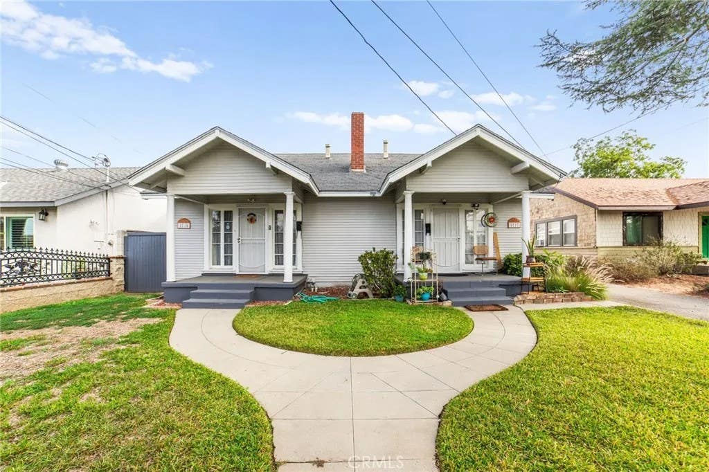Photo of 3717 Roosevelt St, Riverside, CA 92503 (MLS # IV26090701)