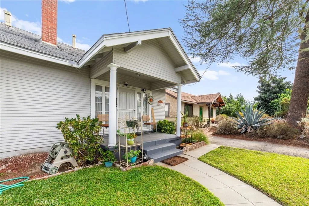 3717 Roosevelt