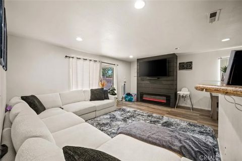 43826 Beech Avenue Lancaster CA 93534