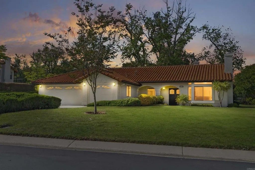 Photo of 3426 Sarah Ann DR, Fallbrook, CA 92028 (MLS # NDP2604442)