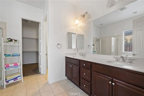 Tiny photo for 9904 Toscana Drive, Bakersfield, CA 93306 (MLS # SR25229235)