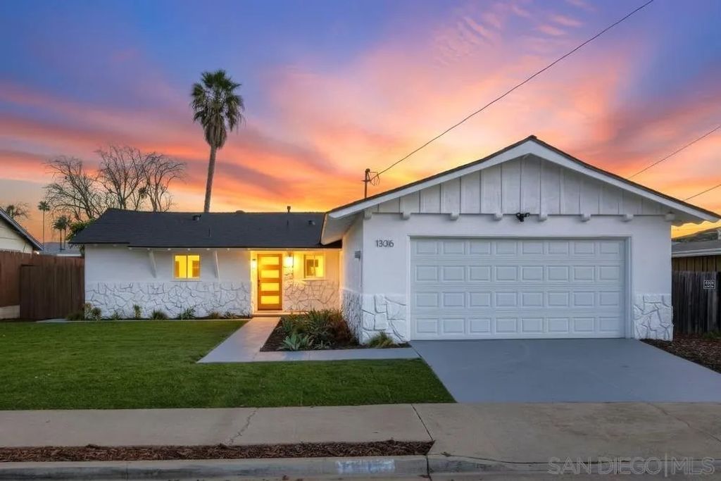 Photo of 13015 Carriage Rd, Poway, CA 92064 (MLS # 2600679)