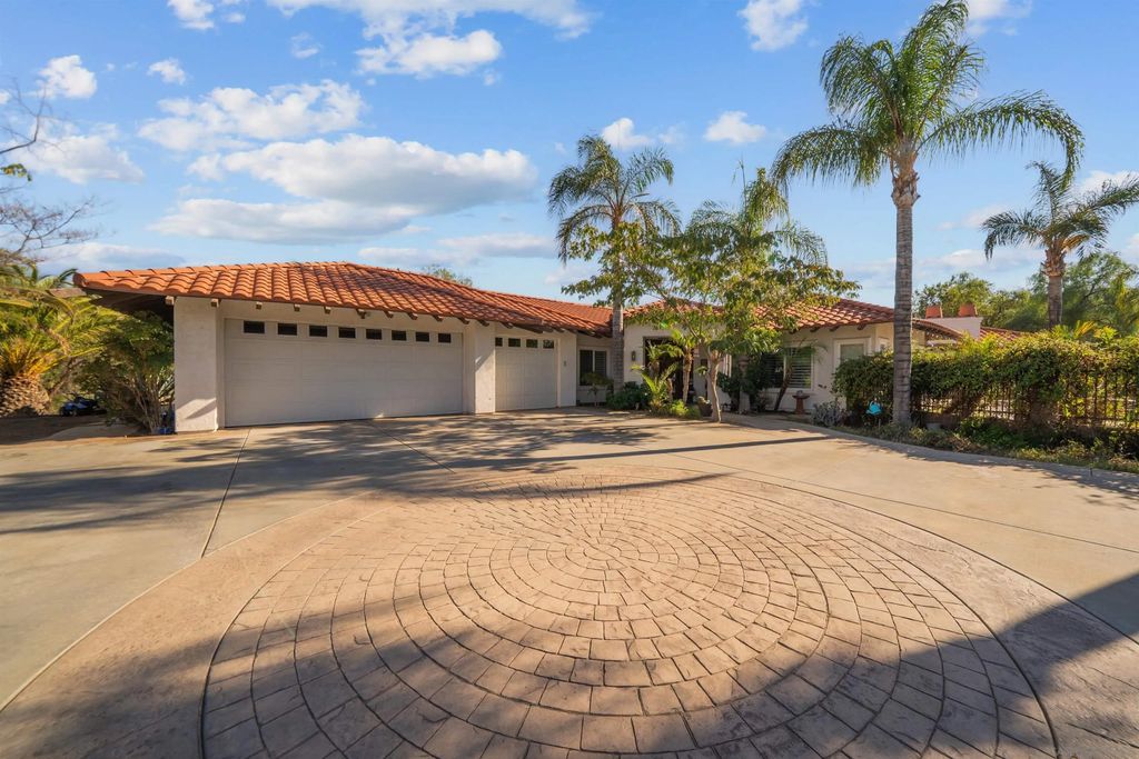 Photo of 30920 Palm Ave, Hemet, CA 92543 (MLS # 260002940)