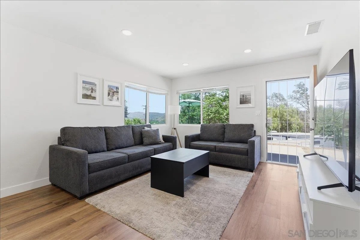 11305-7 Rocky Ln