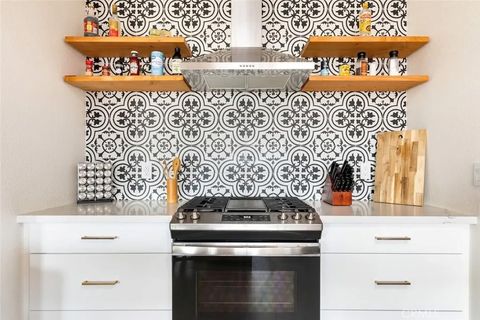 Tiny photo for 6360 El Reposo Street, Joshua Tree, CA 92252 (MLS # JT25272123)