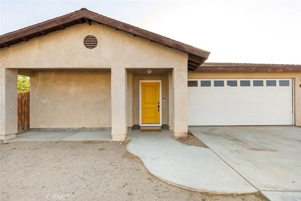 Photo of 6360 El Reposo Street, Joshua Tree, CA 92252 (MLS # JT25272123)