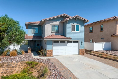 Photo of 1620 Raecorte PL, Escondido, CA 92026 (MLS # 260024907)