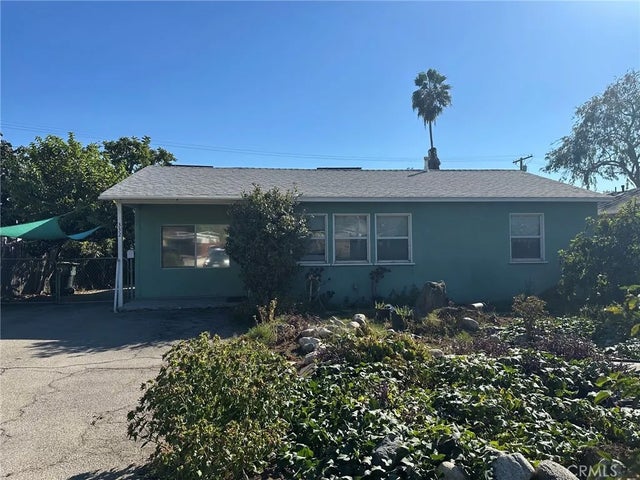 332 Maydee, Monrovia