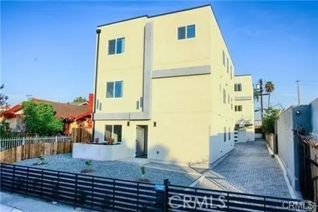 Photo of 3994 La Salle Ave, Los Angeles, CA 90062 (MLS # PW26077171)