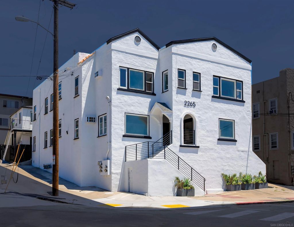 Photo of 2265-71 Curlew St, San Diego, CA 92101 (MLS # 260002201)