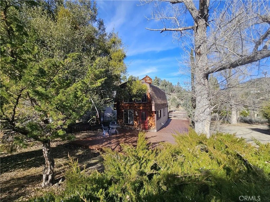 Photo of 2421 Galcier Drive, Pine Mountain Club, CA 93222 (MLS # SR26013350)