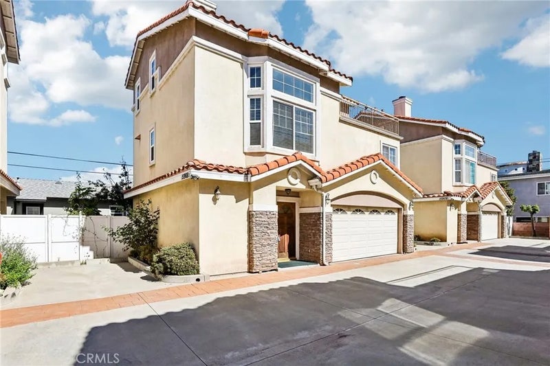 15908 Halldale B