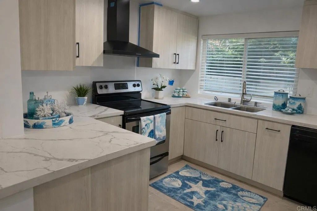 Photo of 75 Third Avenue #24, Chula Vista, CA 91910 (MLS # PTP2600560)