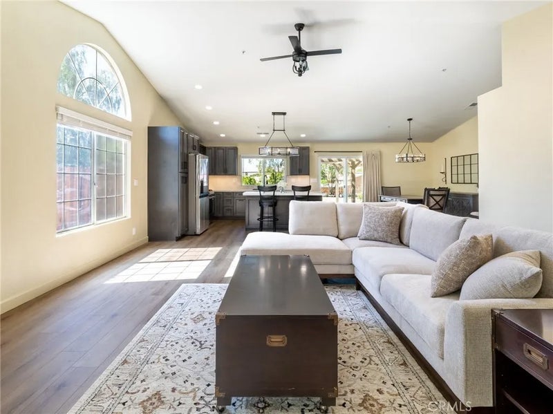 9701 Cholla Drive