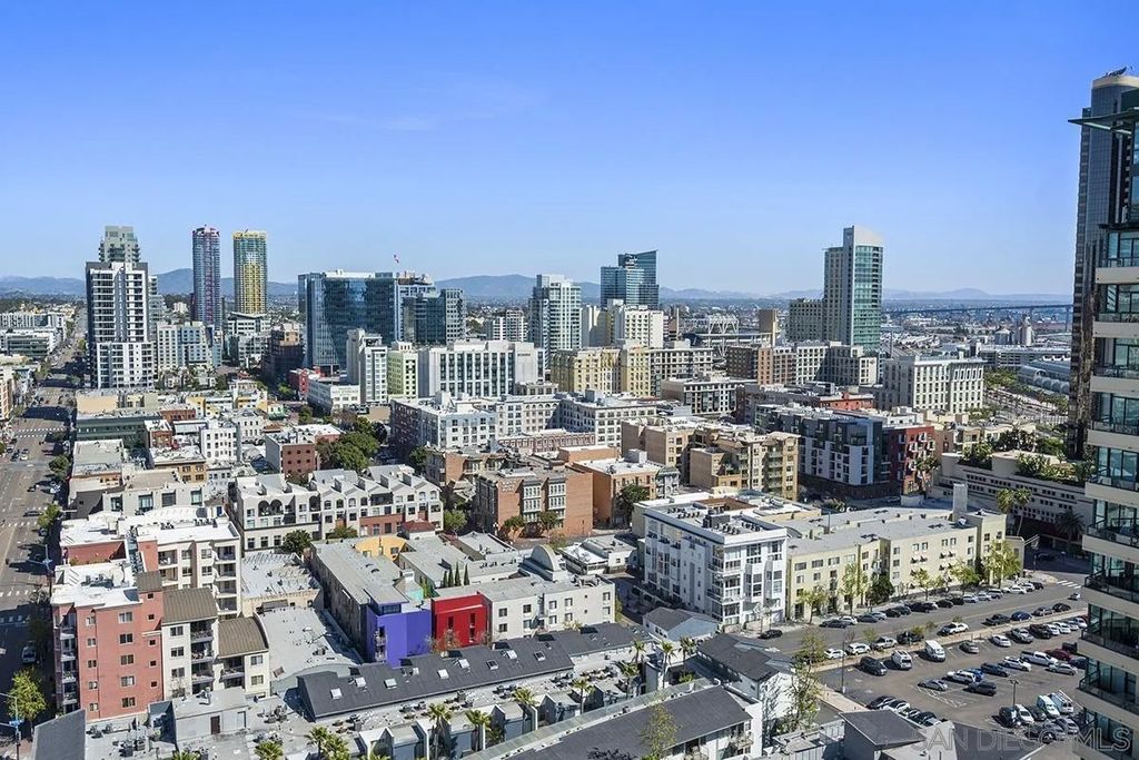 Photo of 555 Front Street #2201, San Diego, CA 92101 (MLS # 250043154)