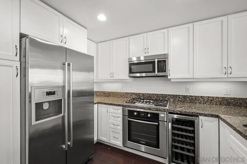 Tiny photo for 555 Front Street #2201, San Diego, CA 92101 (MLS # 250043154)