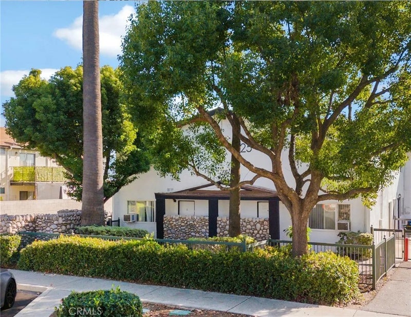 1425 W Stoneridge Court