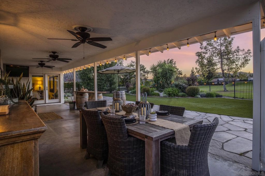 Photo of 17816 Frondoso Drive, San Diego, CA 92128 (MLS # 260010013)