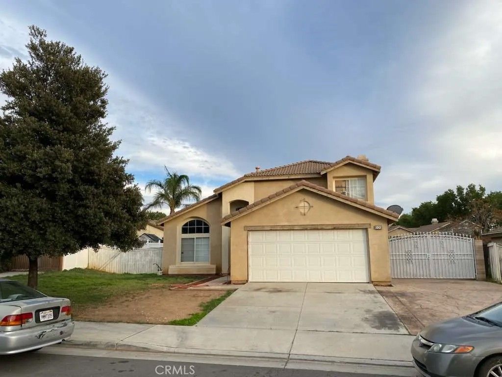 Photo of 926 Hardwick Ave, Beaumont, CA 92223 (MLS # DW25258762)
