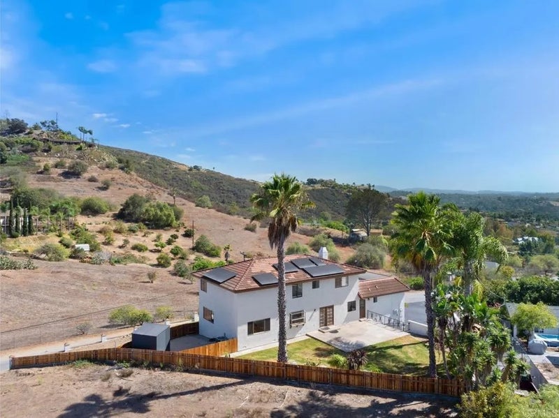1820 Elevado Road