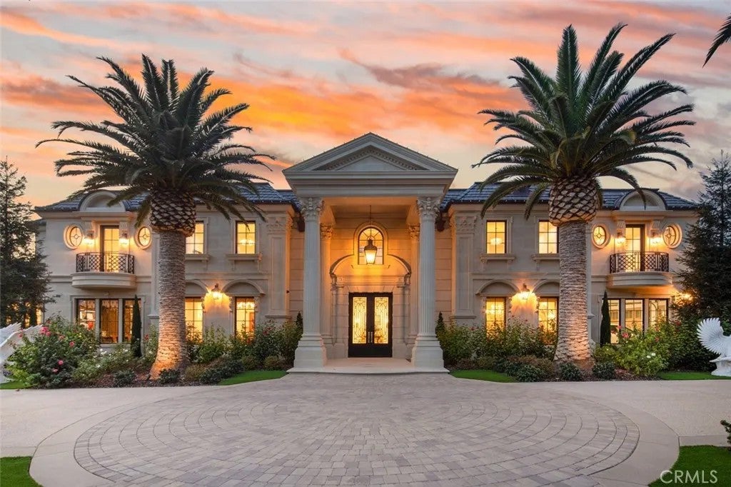 61 Palm Hill Lane