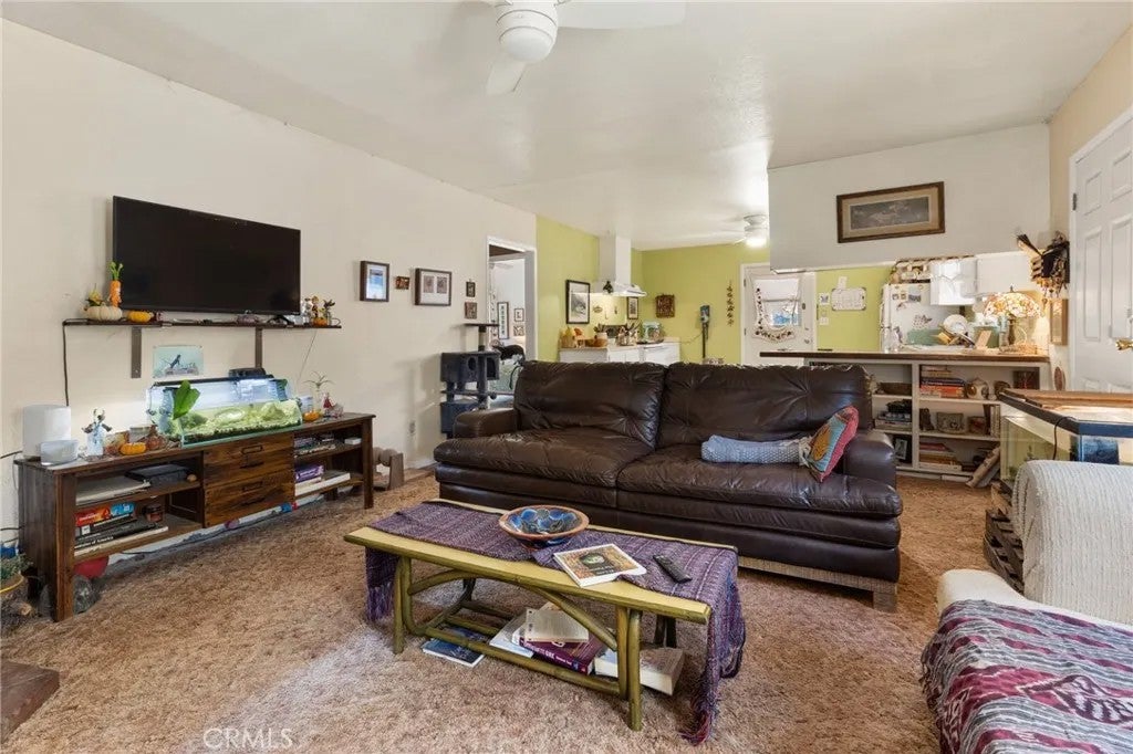 3622 Bay Ave