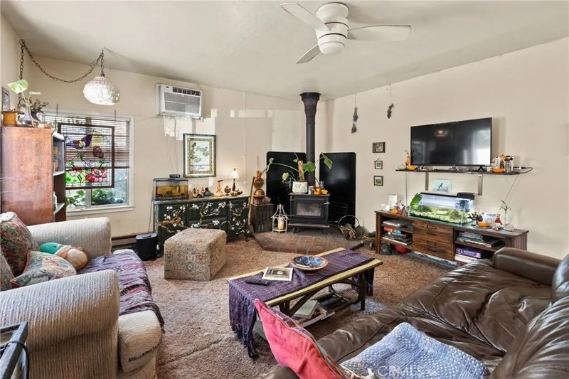 3622 Bay Ave