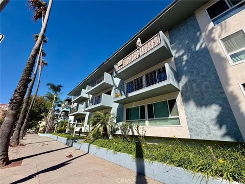 Photo of 1139 E Ocean Boulevard #108, Long Beach, CA 90802 (MLS # PW26222266)