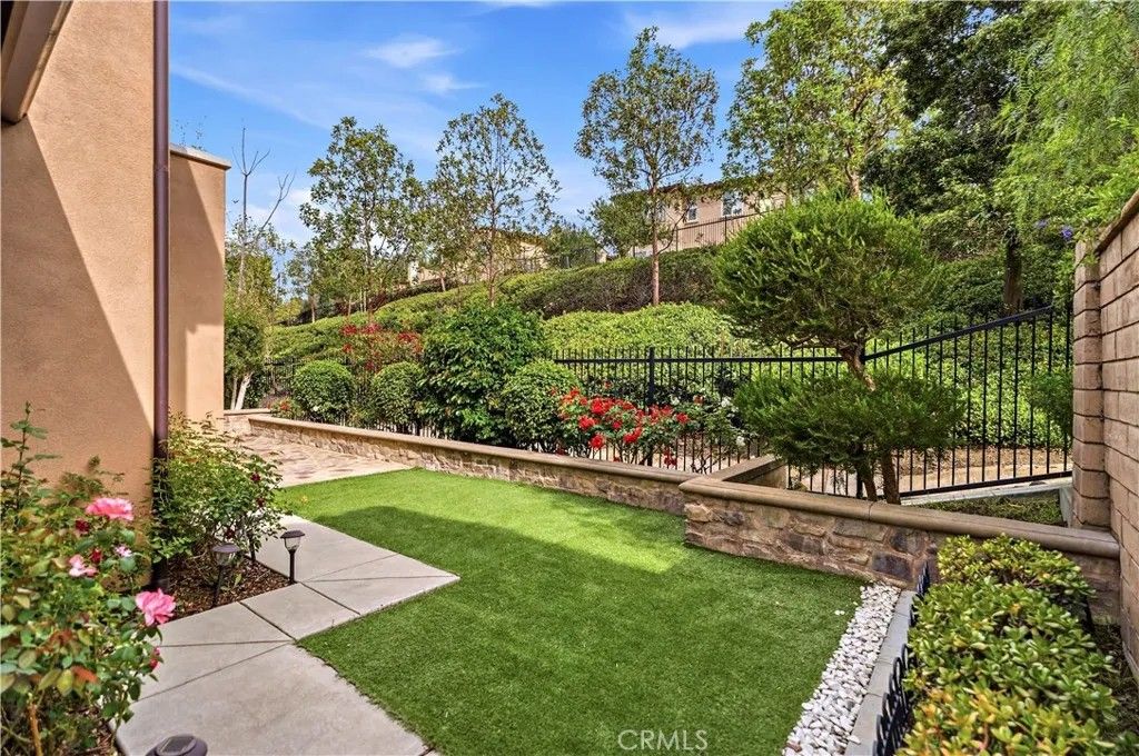 Photo of 146 Weathervane, Irvine, CA 92603 (MLS # OC26077994)