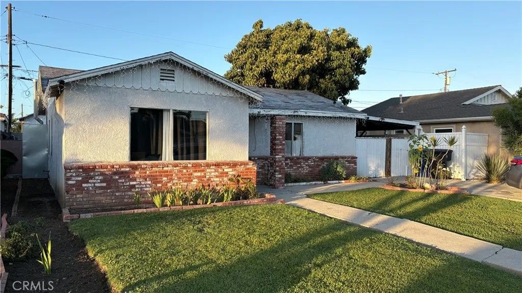 Photo of 3419 W 189th Street, Torrance, CA 90504 (MLS # SB26038679)