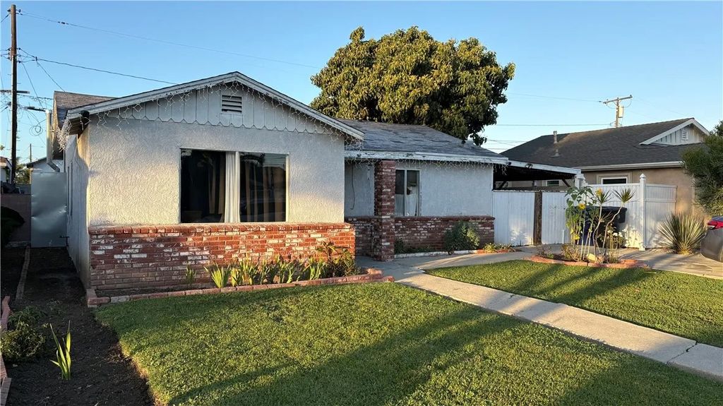 Photo of 3419 W 189th Street, Torrance, CA 90504 (MLS # SB26038679)