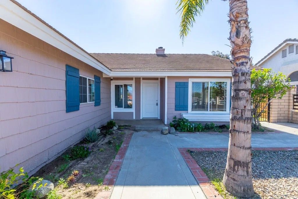 Photo of 31535 Contour Ave, Nuevo, CA 92567 (MLS # IG25267315)