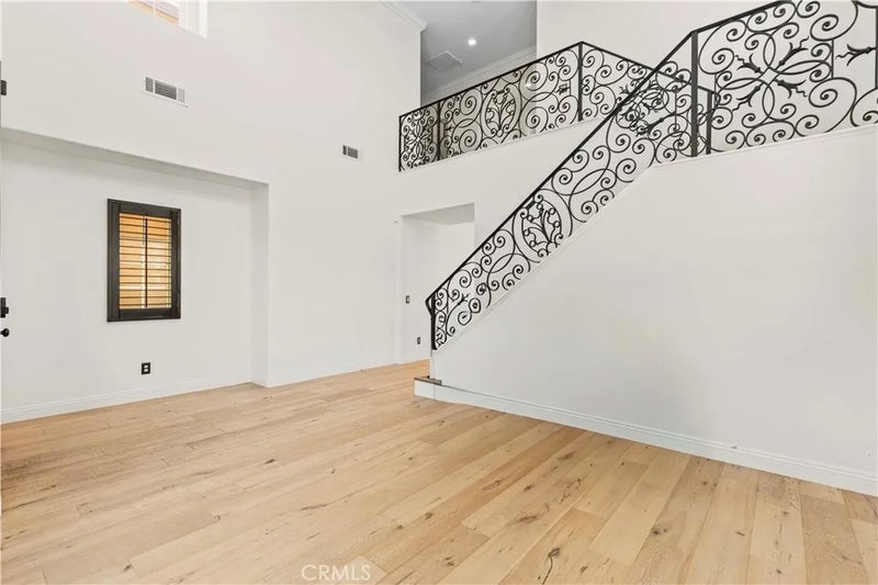 18458 Lakepointe