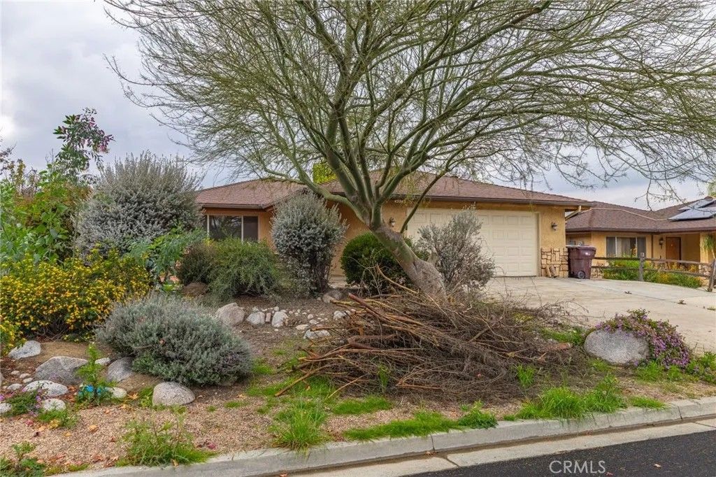 Photo of 45943 Bentley St, Hemet, CA 92544 (MLS # PW26018914)