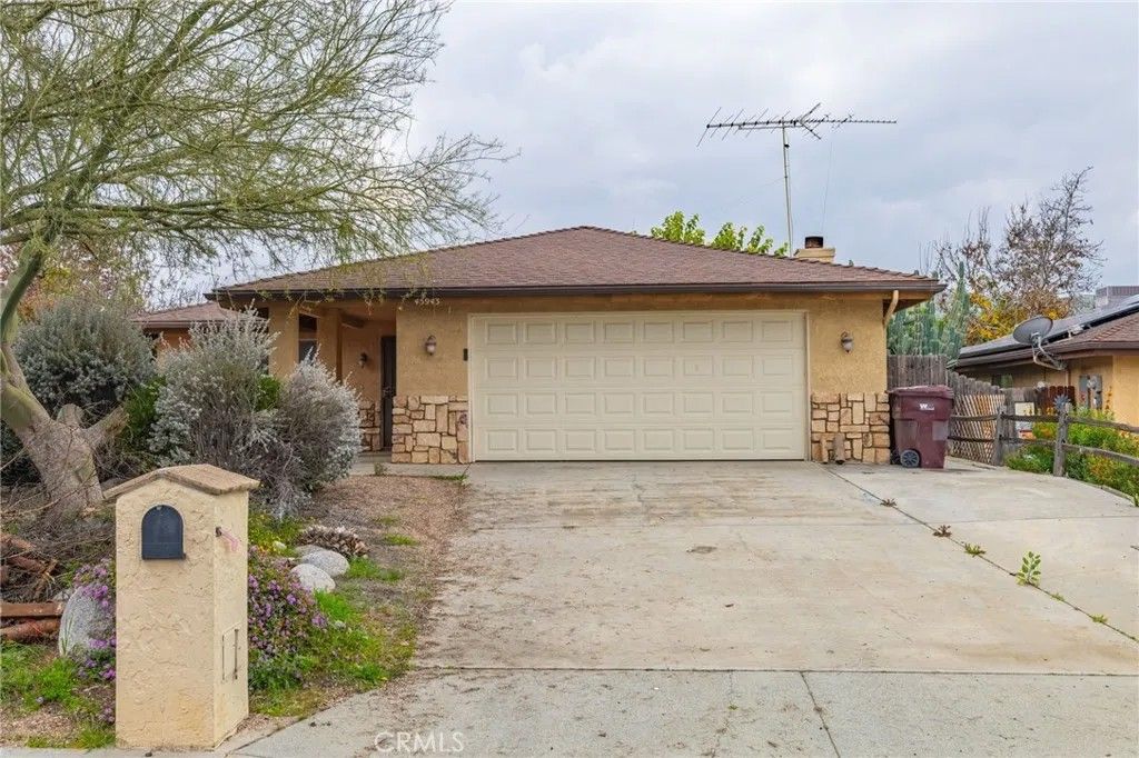 Photo of 45943 Bentley St, Hemet, CA 92544 (MLS # PW26018914)