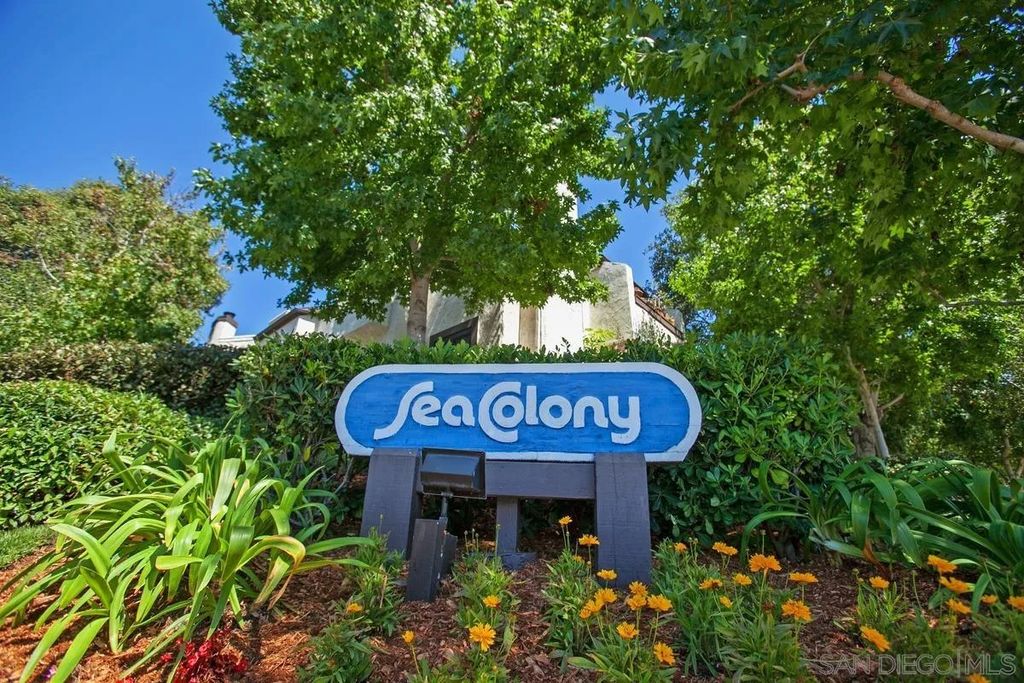 Photo of 2232 Caminito Pajarito #112, San Diego, CA 92107 (MLS # 260008938)